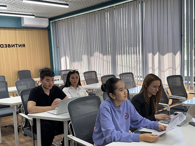 KRSU students took part online in the international student forum in Dushanbe